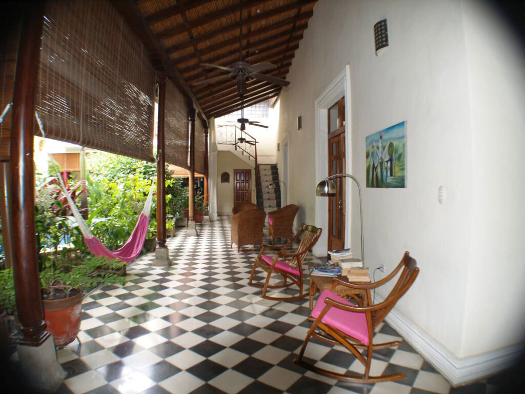 Casa Cubana hall